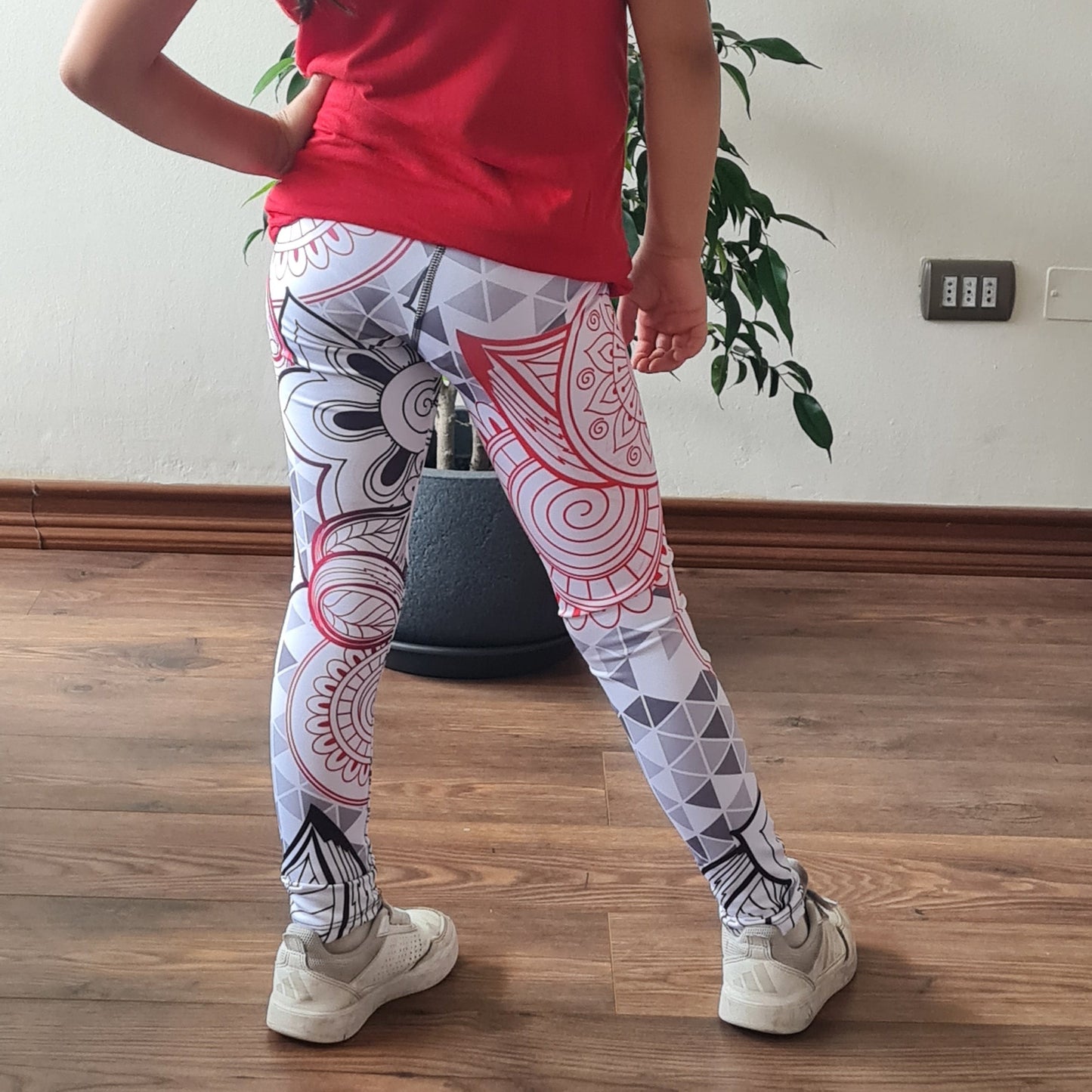 Calza Elevate Mini — Para Niñas que No Paran
