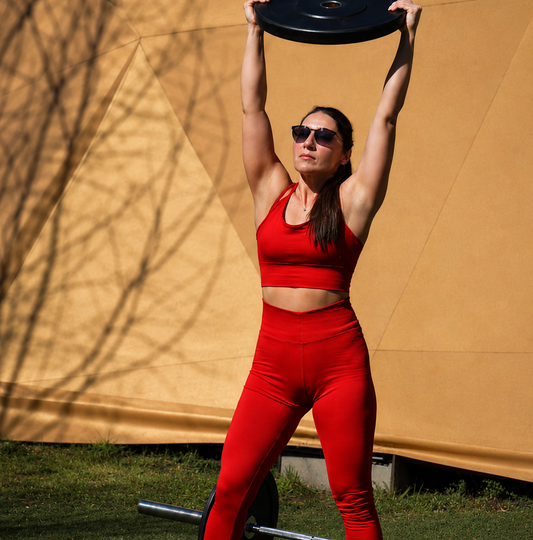 Conjunto Elevate Rojo — Tiro Alto y Soporte Total