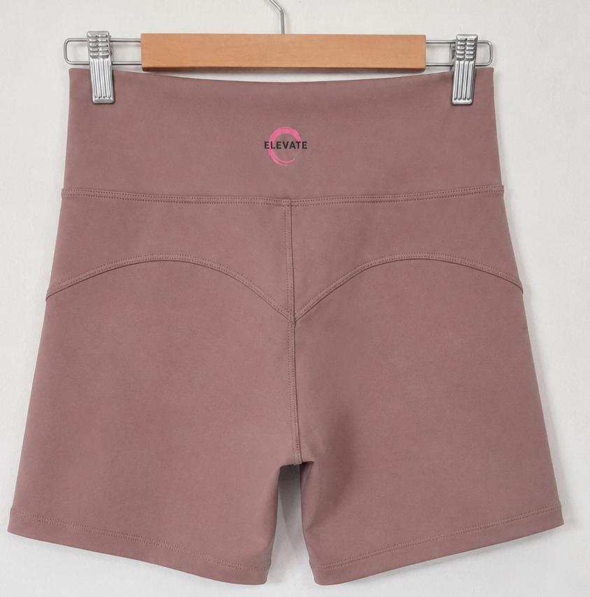 Short Elevate Corte Corazón — Suplex, Libertad y Estilo en Cada Movimiento